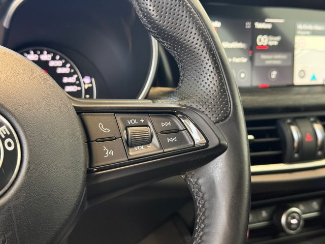 ALFA ROMEO Stelvio usata, con Airbag testa