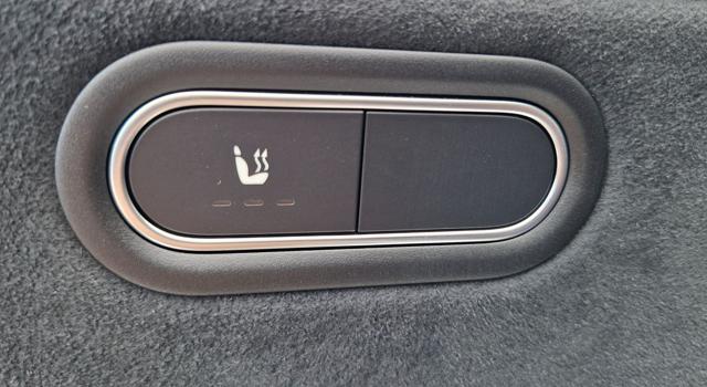 MERCEDES-BENZ A 200 usata, con USB