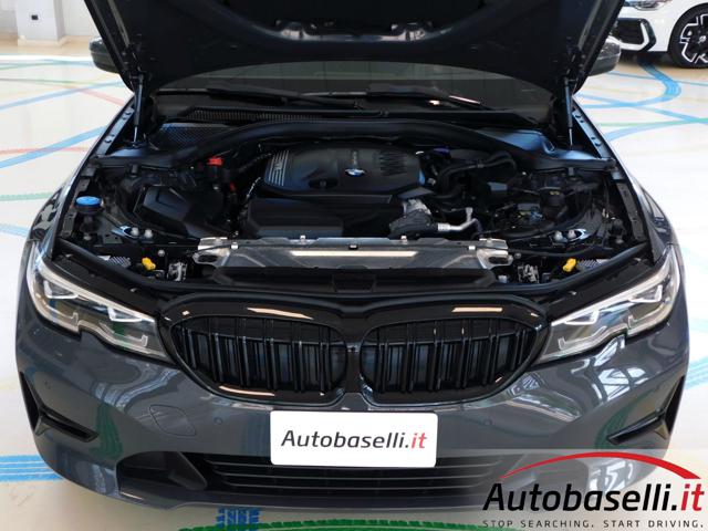 BMW 318 usata, con Touch screen