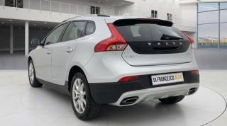 VOLVO V40 Cross Country usata, con Cerchi in lega