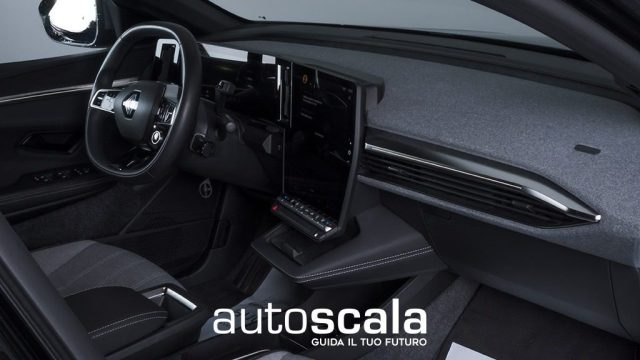 RENAULT Megane usata, con Riconoscimento dei segnali stradali