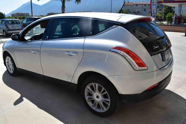 LANCIA Delta usata, con Specchietti laterali elettrici