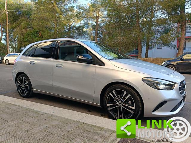 MERCEDES-BENZ B 180 usata, con Specchietti laterali elettrici