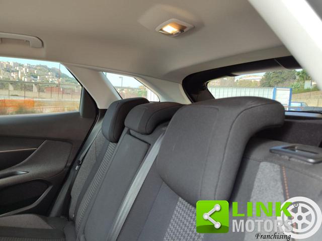 PEUGEOT 3008 usata, con Bluetooth