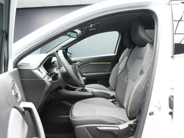 RENAULT Captur usata, con Autoradio