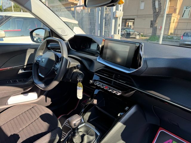 PEUGEOT 2008 usata, con Climatizzatore
