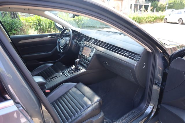 VOLKSWAGEN Passat Alltrack usata 144