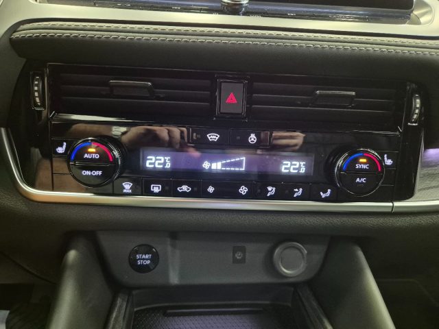 NISSAN Qashqai usata, con Controllo elettronico della corsia