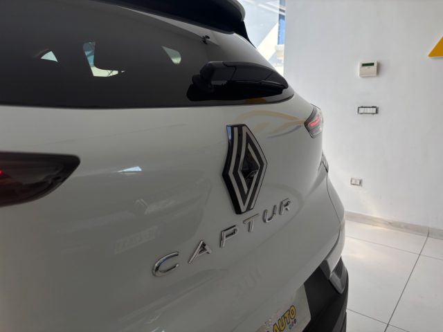 RENAULT Captur usata, con Volante multifunzione