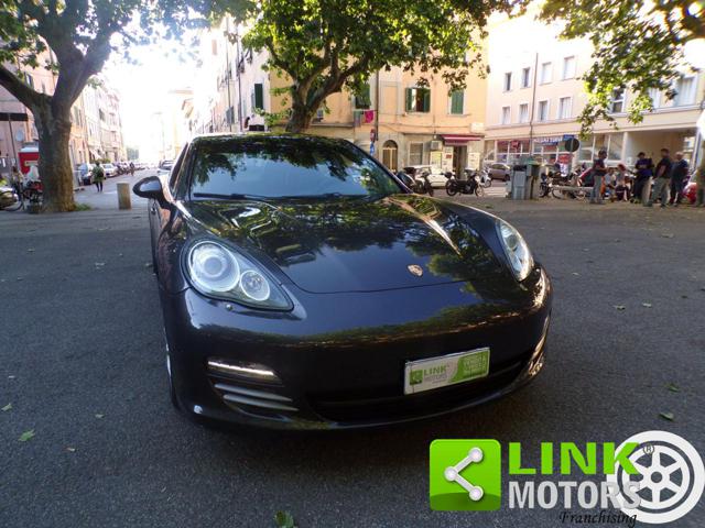 PORSCHE Panamera usata, con Autoradio
