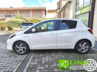 TOYOTA Yaris usata, con Volante in pelle