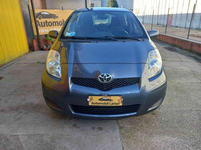 TOYOTA Yaris usata, con Airbag