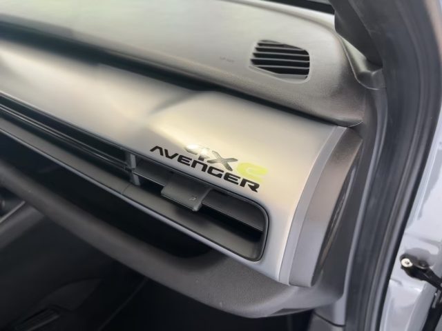 JEEP Avenger usata, con Autoradio