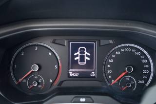 VOLKSWAGEN T-Roc usata, con Schermo multifunzione interamente digitale