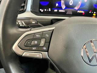 VOLKSWAGEN T-Roc usata, con USB