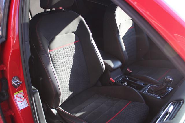 VOLKSWAGEN Golf GTI usata, con Interni in pelle