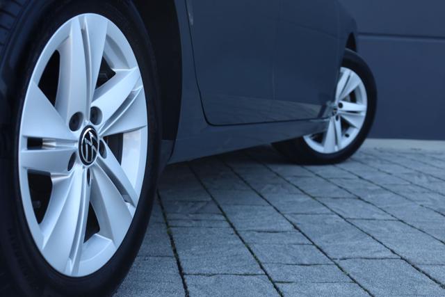 VOLKSWAGEN Golf usata, con Sensore di luce