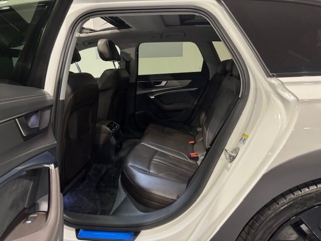 AUDI A6 allroad usata, con USB