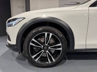 VOLVO V90 Cross Country usata, con Servosterzo