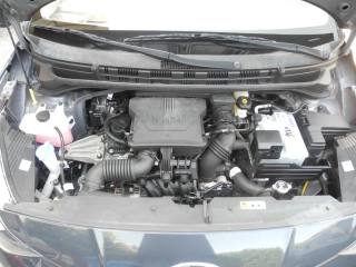 HYUNDAI i10 usata, con Sedile posteriore sdoppiato