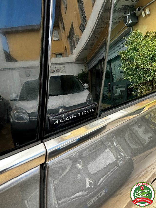 RENAULT Espace usata, con USB