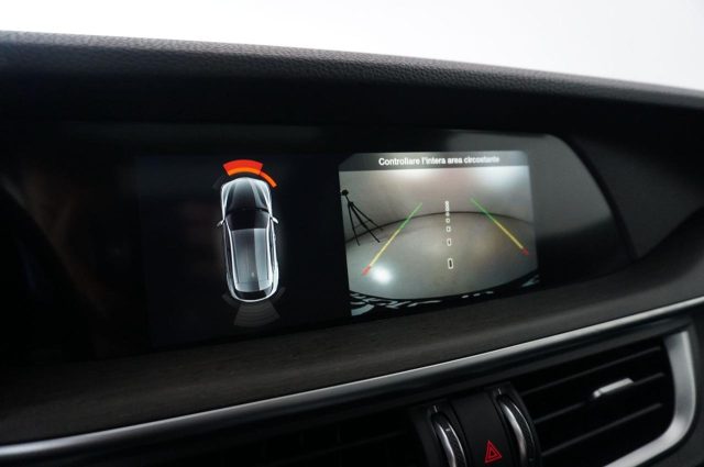 ALFA ROMEO Stelvio usata, con Bracciolo