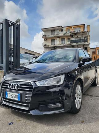 AUDI A1 usata, con Autoradio