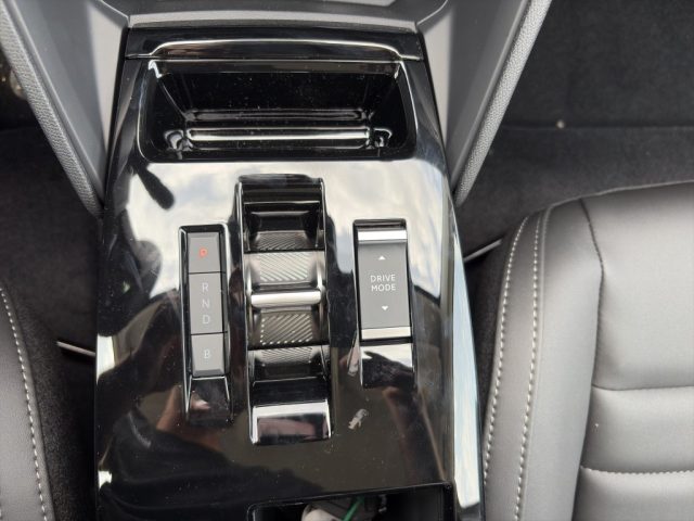 CITROEN E-C4 usata, con Autoradio digitale