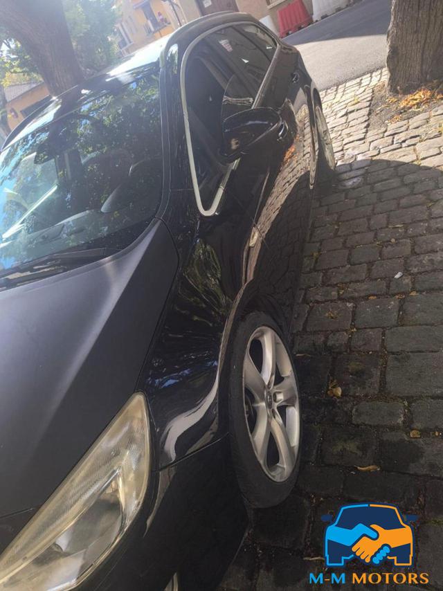 OPEL Astra usata, con Vivavoce