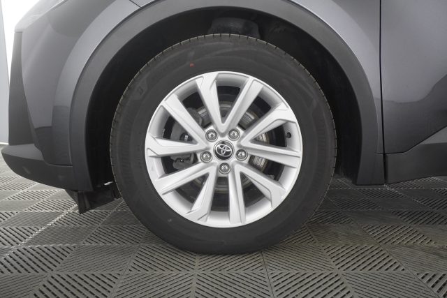 TOYOTA C-HR usata 13