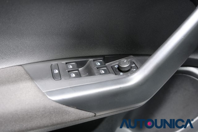 VOLKSWAGEN Polo usata, con Monitoraggio pressione pneumatici