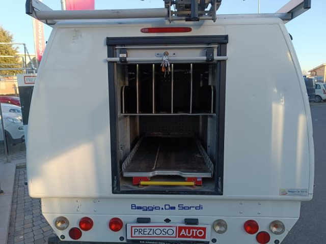 MITSUBISHI L200 usata, con Autoradio