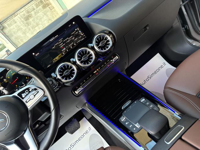 MERCEDES-BENZ GLA 200 usata, con Sedili riscaldati