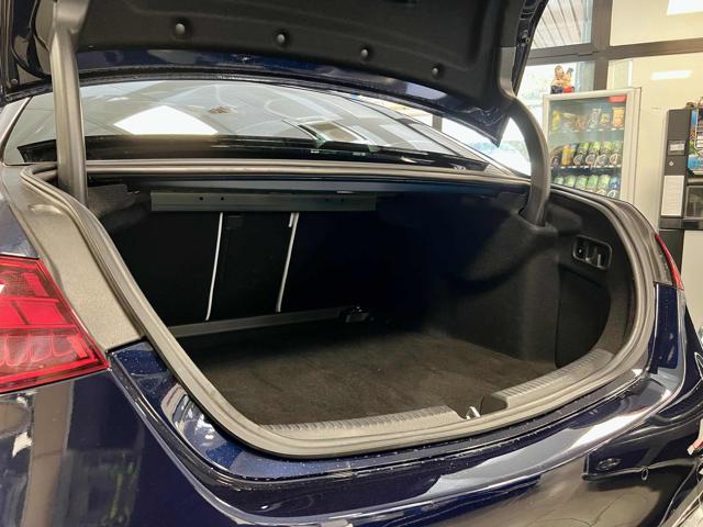 MERCEDES-BENZ C 200 usata, con Sistema di navigazione