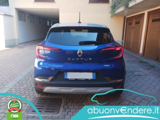 RENAULT Captur usata, con Autoradio