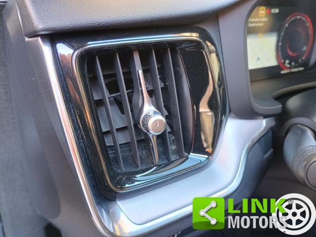 VOLVO V60 usata, con Sedile posteriore sdoppiato