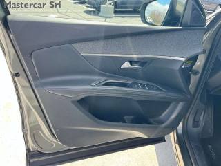 PEUGEOT 5008 usata, con Vetri oscurati