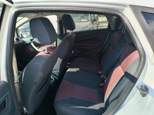 FORD Fiesta usata, con Boardcomputer