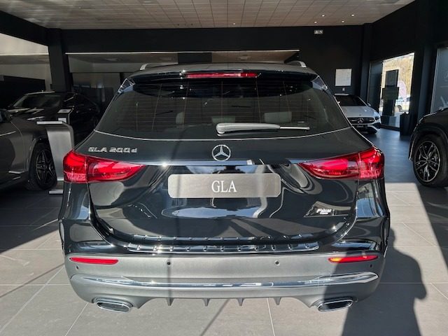 MERCEDES-BENZ GLA 200 usata, con Airbag Passeggero