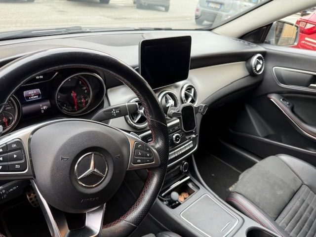 MERCEDES-BENZ CLA 180 usata 15