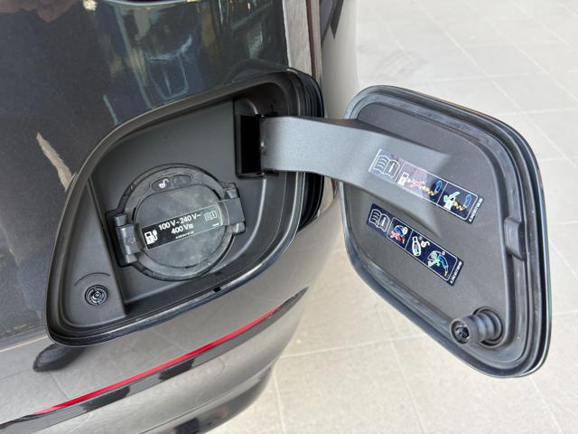 MERCEDES-BENZ GLC 300 usata, con Bracciolo