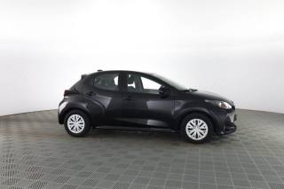 TOYOTA Yaris usata 2