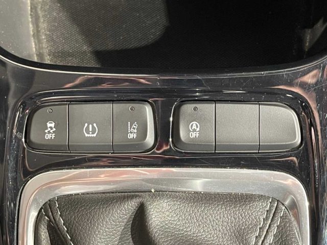 OPEL Crossland X usata 28