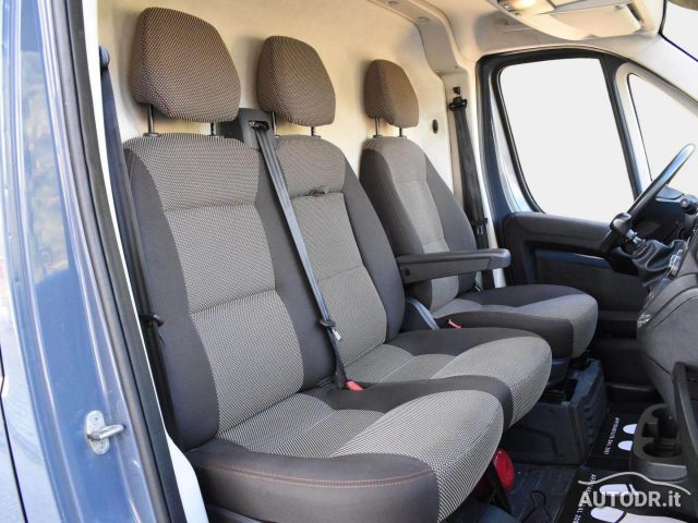 PEUGEOT Boxer usata, con Climatizzatore