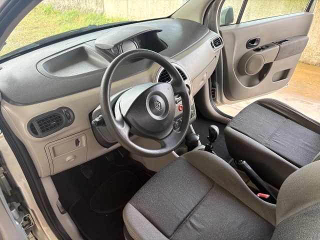 RENAULT Modus usata, con Volante in pelle