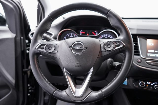 OPEL Crossland usata, con USB