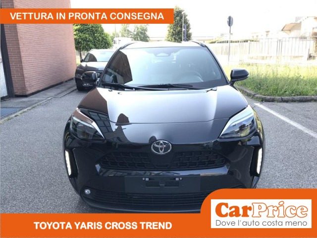 TOYOTA Yaris Cross usata, con Controllo automatico clima