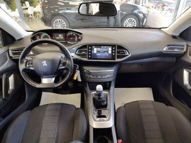 PEUGEOT 308 usata, con Fendinebbia