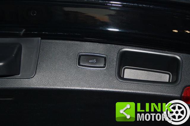 PORSCHE Macan usata, con Autoradio digitale