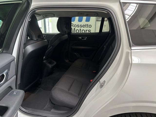VOLVO V60 usata, con Park Distance Control